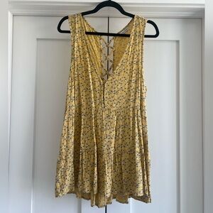 American Eagle Take Top - Yellow Floral